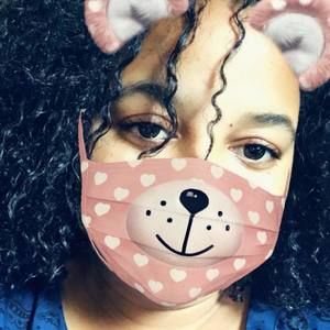 Meet your Posher, Jenn esthefanny